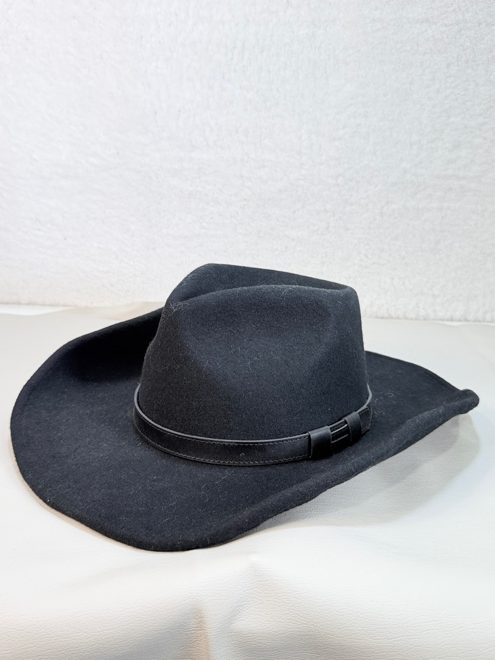 Twister Indy Black 100 Percent Wool Felt Western Cowboy Hat Size Large 7 1/4 to